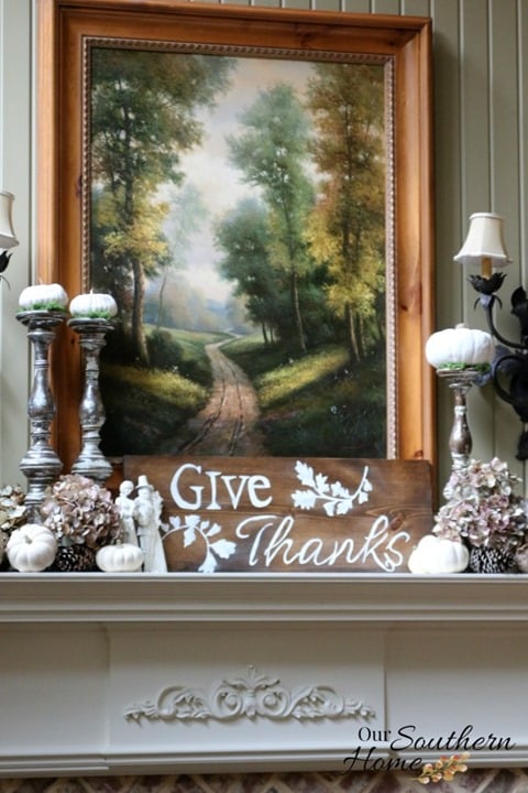 give thanks sign and free graphic