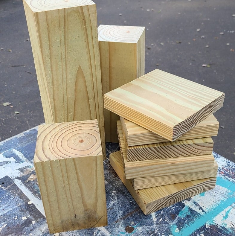 pieces of lumber to build chunky pedestal plant stands