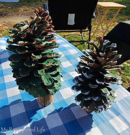 making pinecone Christmas trees