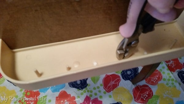 remove pins from plastic drawer