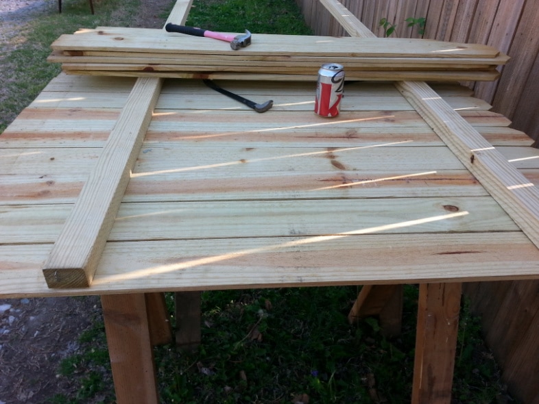 dismantling-privacy-fence