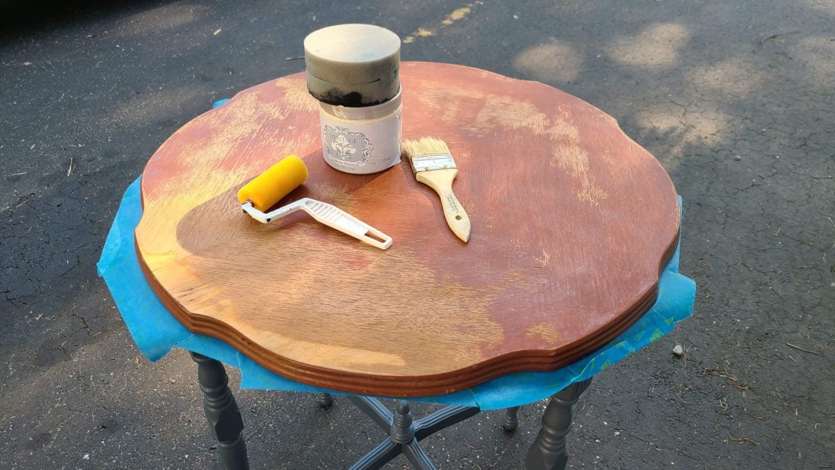 ready to paint the tabletop