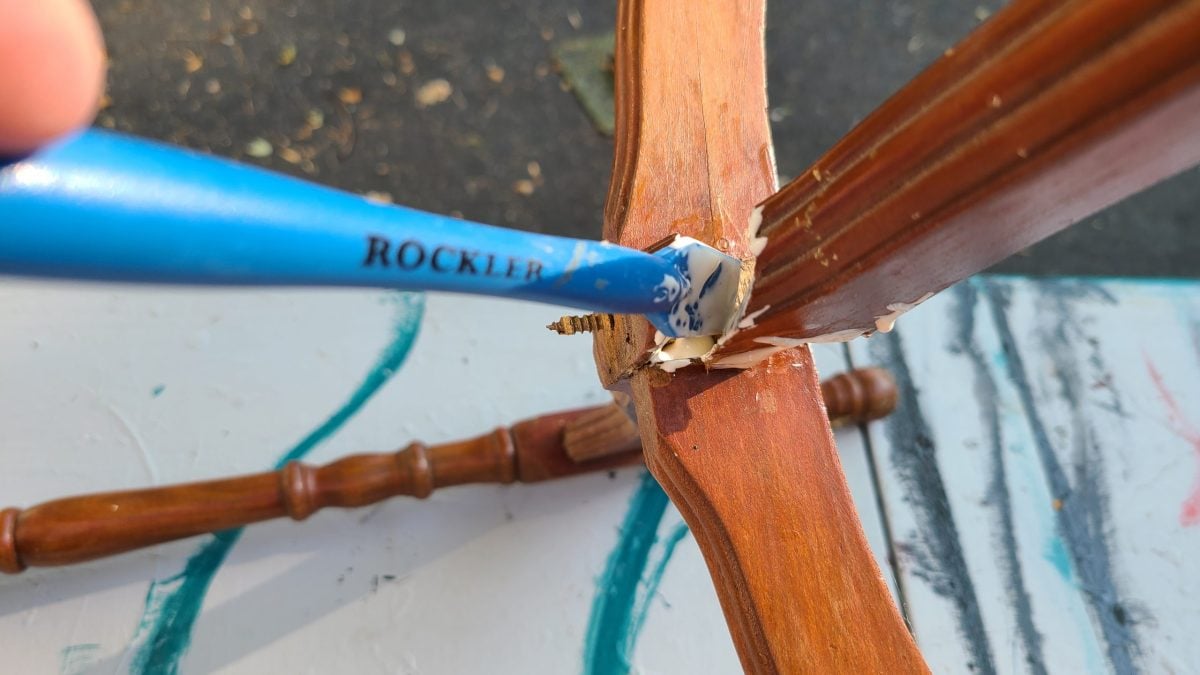 apply wood glue to repair