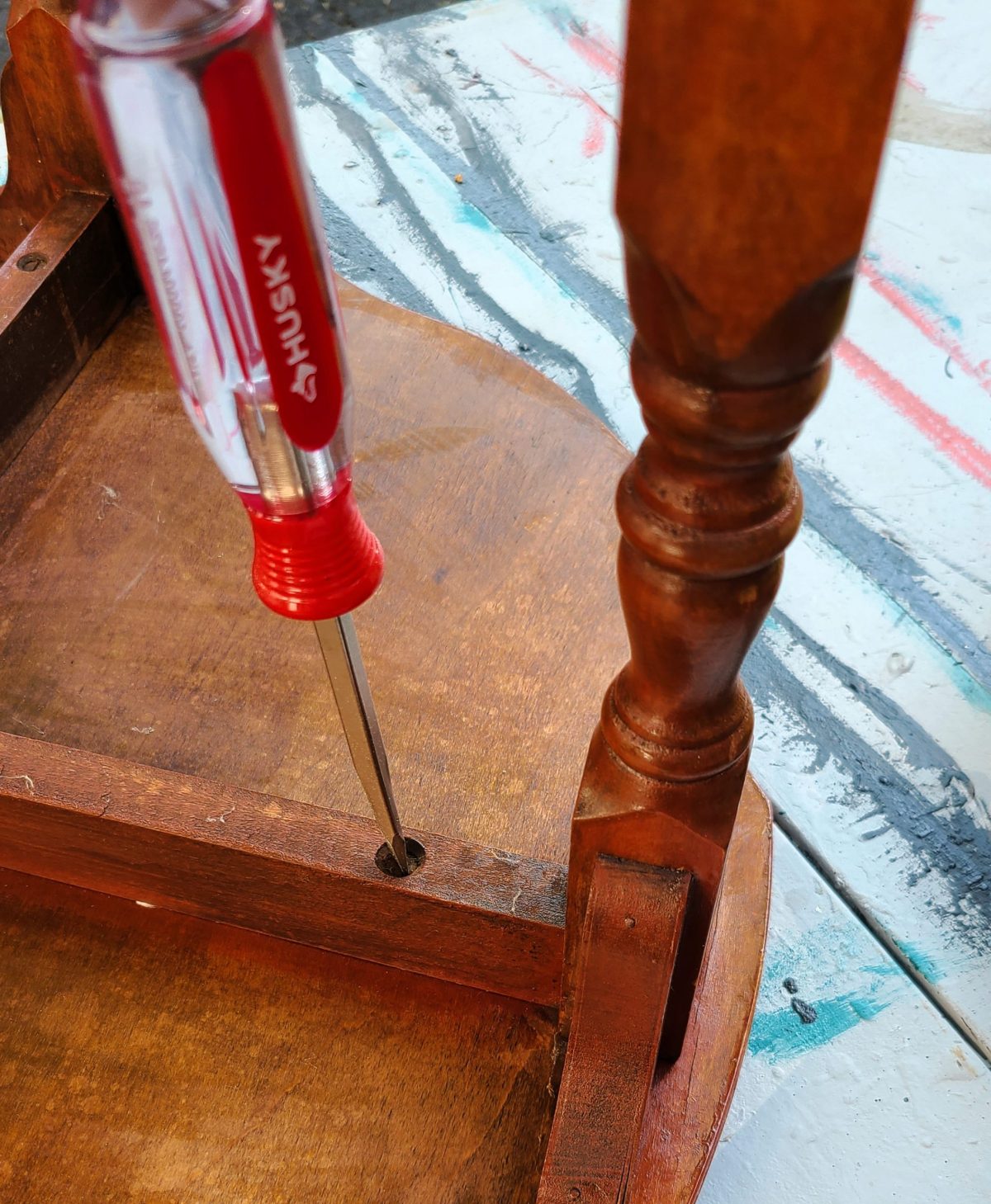tighten screws with a screwdriver