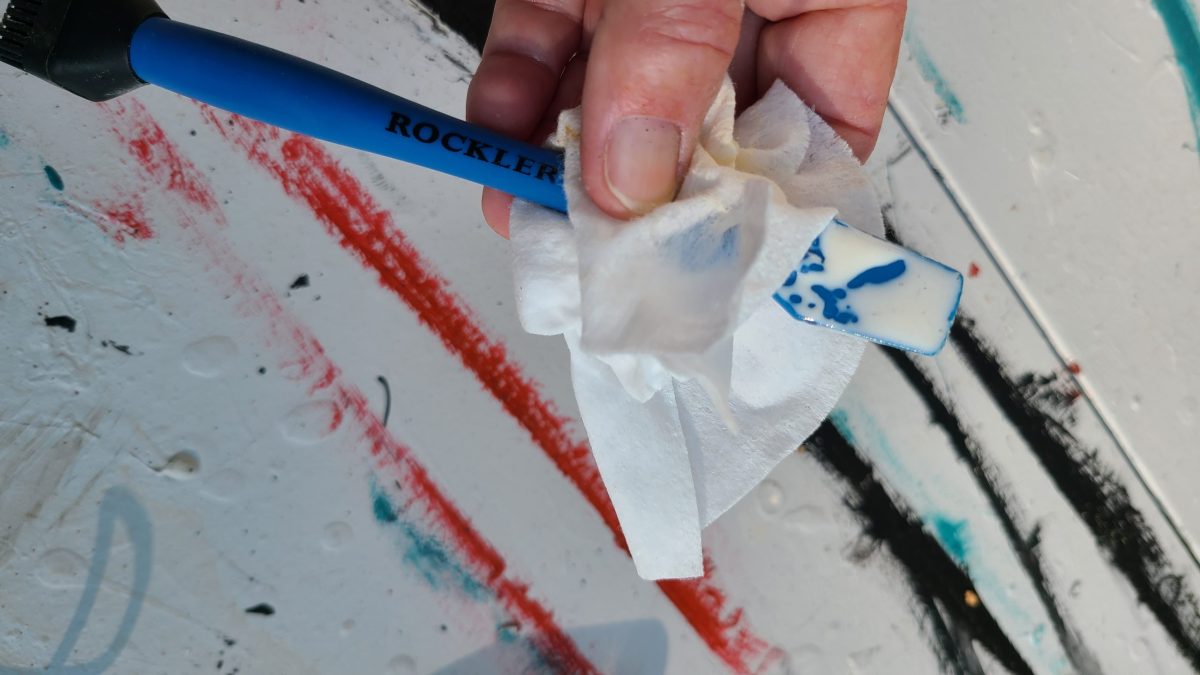 wipe silicone brush