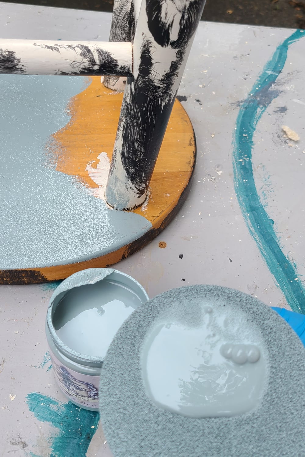 sponge loaded with paint