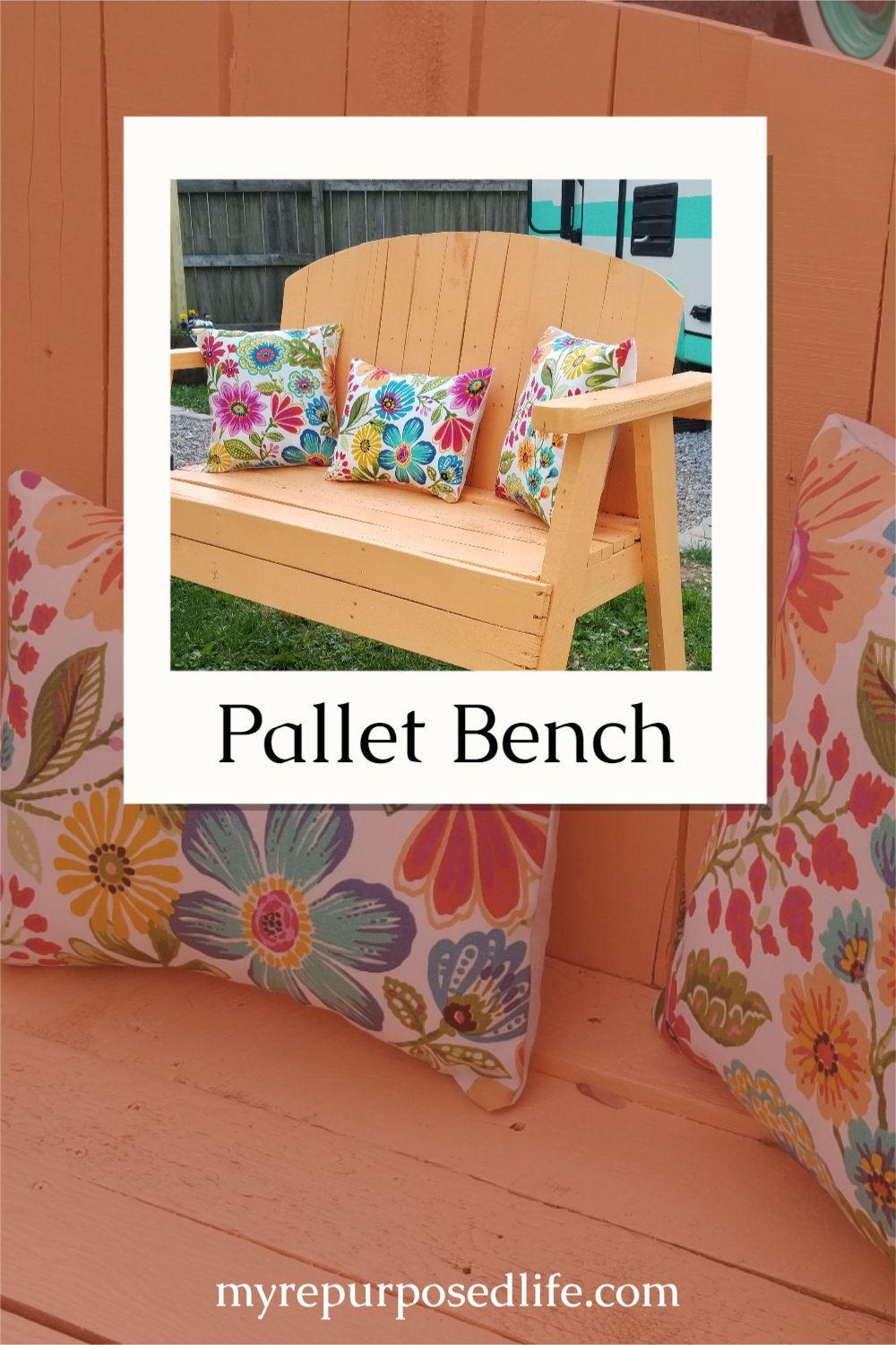 How to make an awesome garden pallet love seat bench. Using one pallet and a couple of reclaimed 2x4's you can easily follow this step by step tutorial. #MyRepurposedLife #repurposed #pallet #loveseat #bench via @repurposedlife