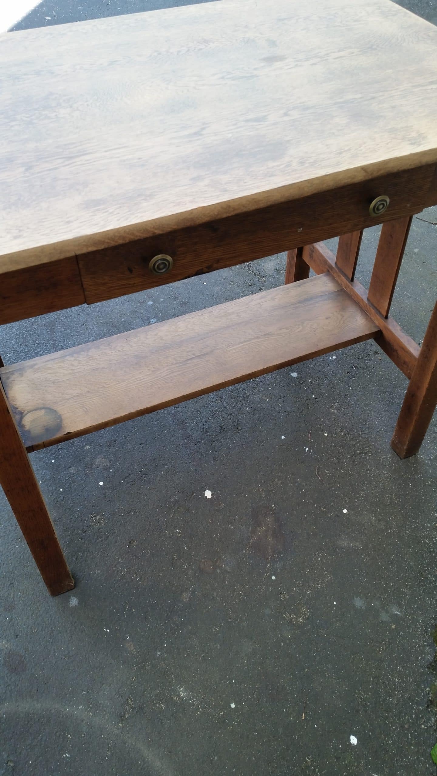 Library table makeover - My Repurposed Life®