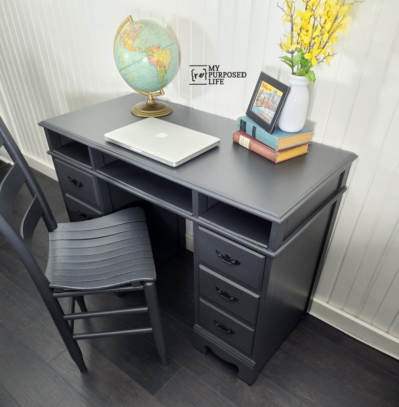 freshly painted desk and chair MyRepurposedLife