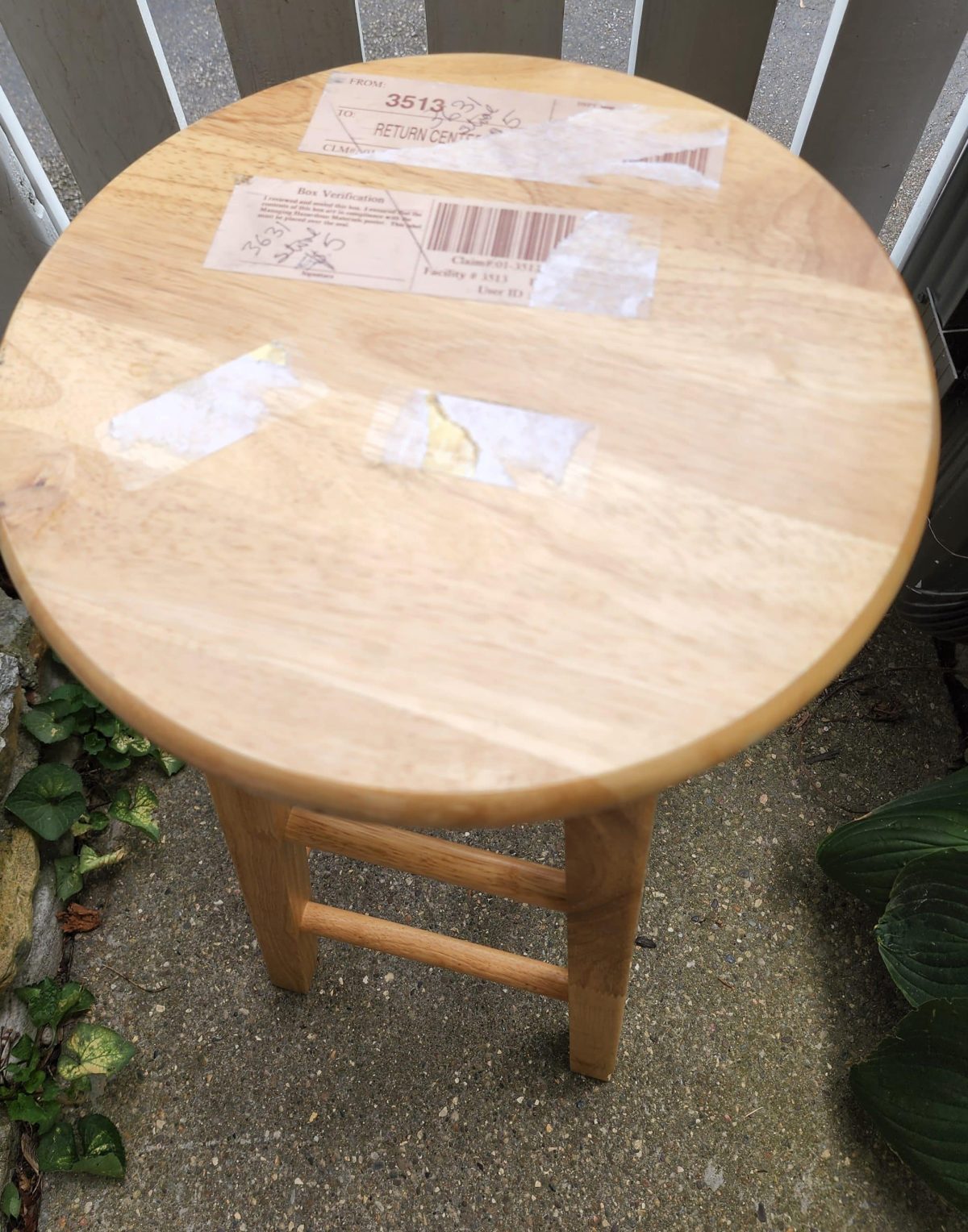 bar stool before makeover