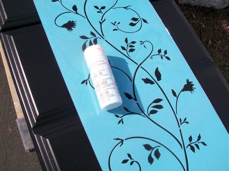 stencil laying across two drawers for cohesiveness
