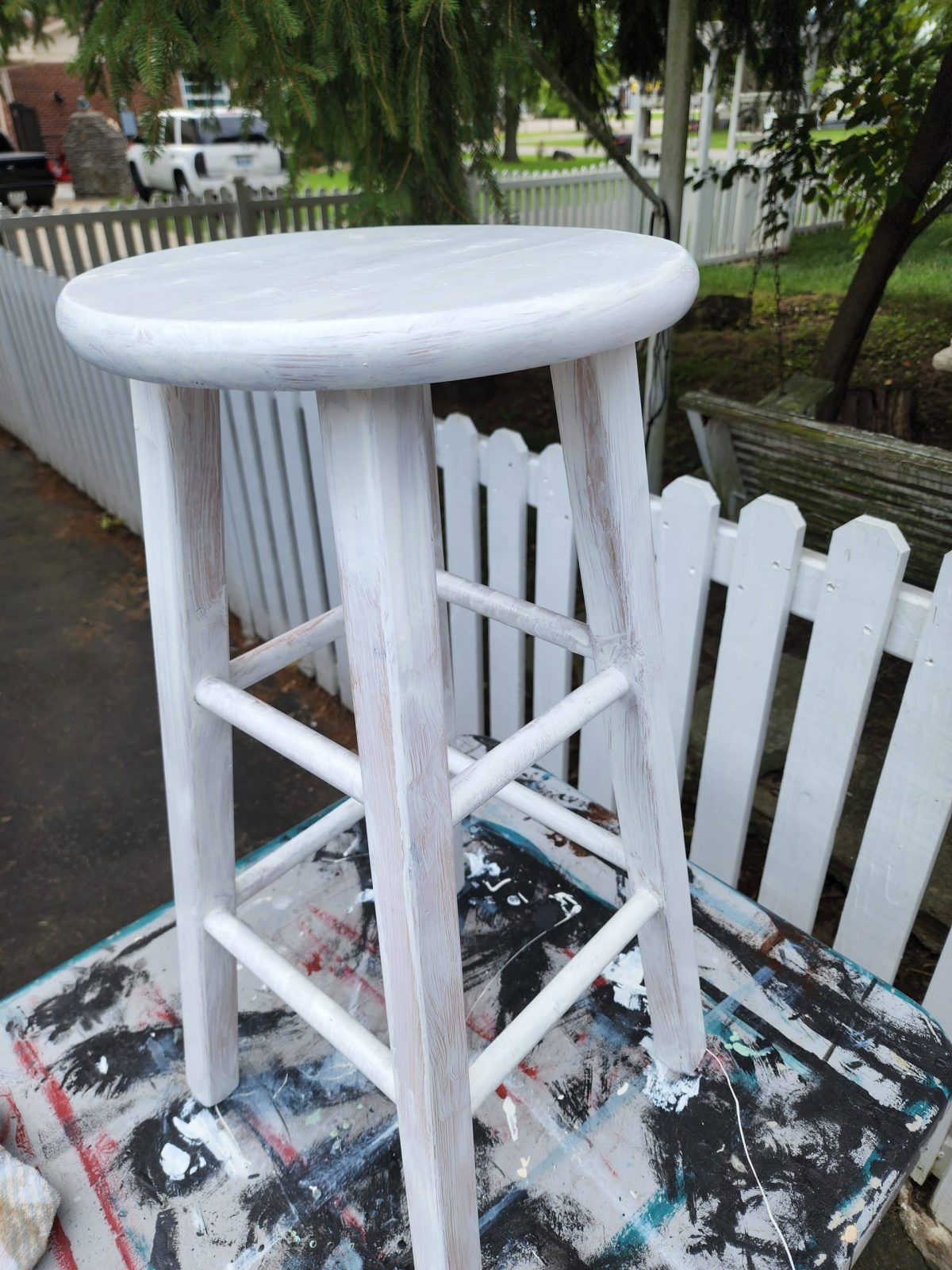 painting a bar stool