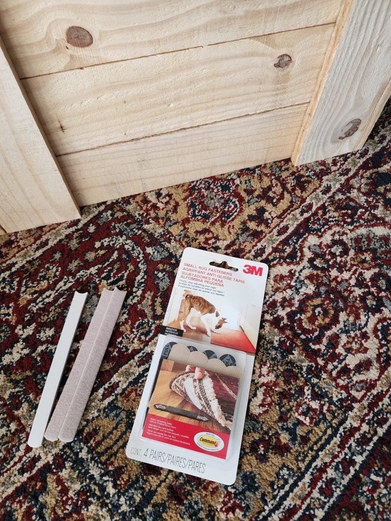 supplies-for-wooden-tree-collar velcro