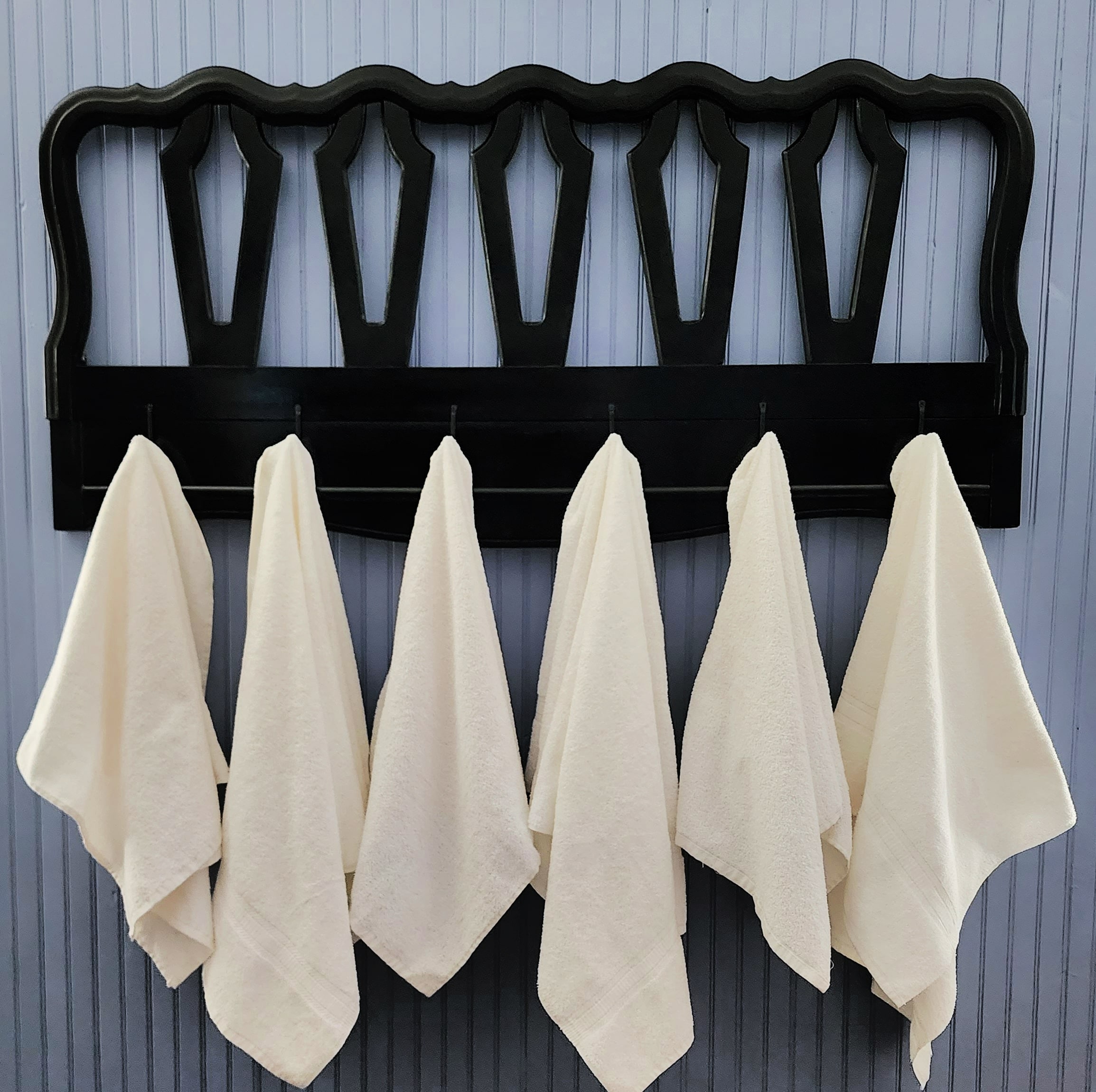queen headboard towel rack