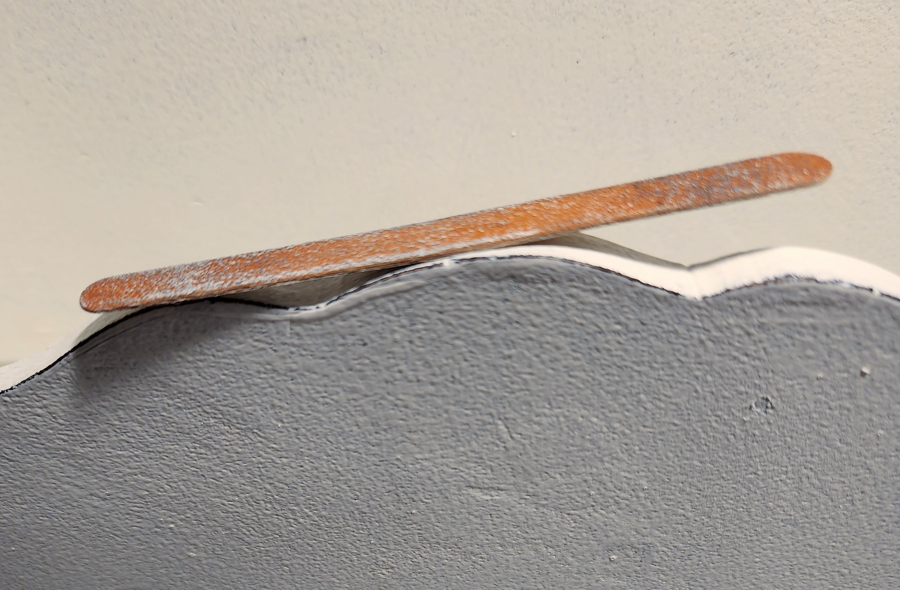 distressing with emery board