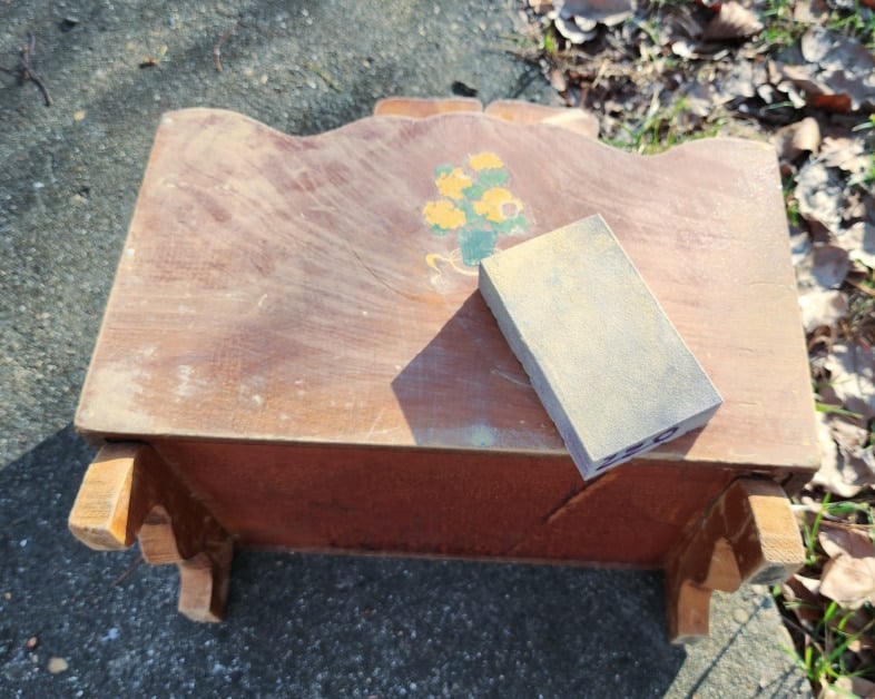 sand wooden magazine rack