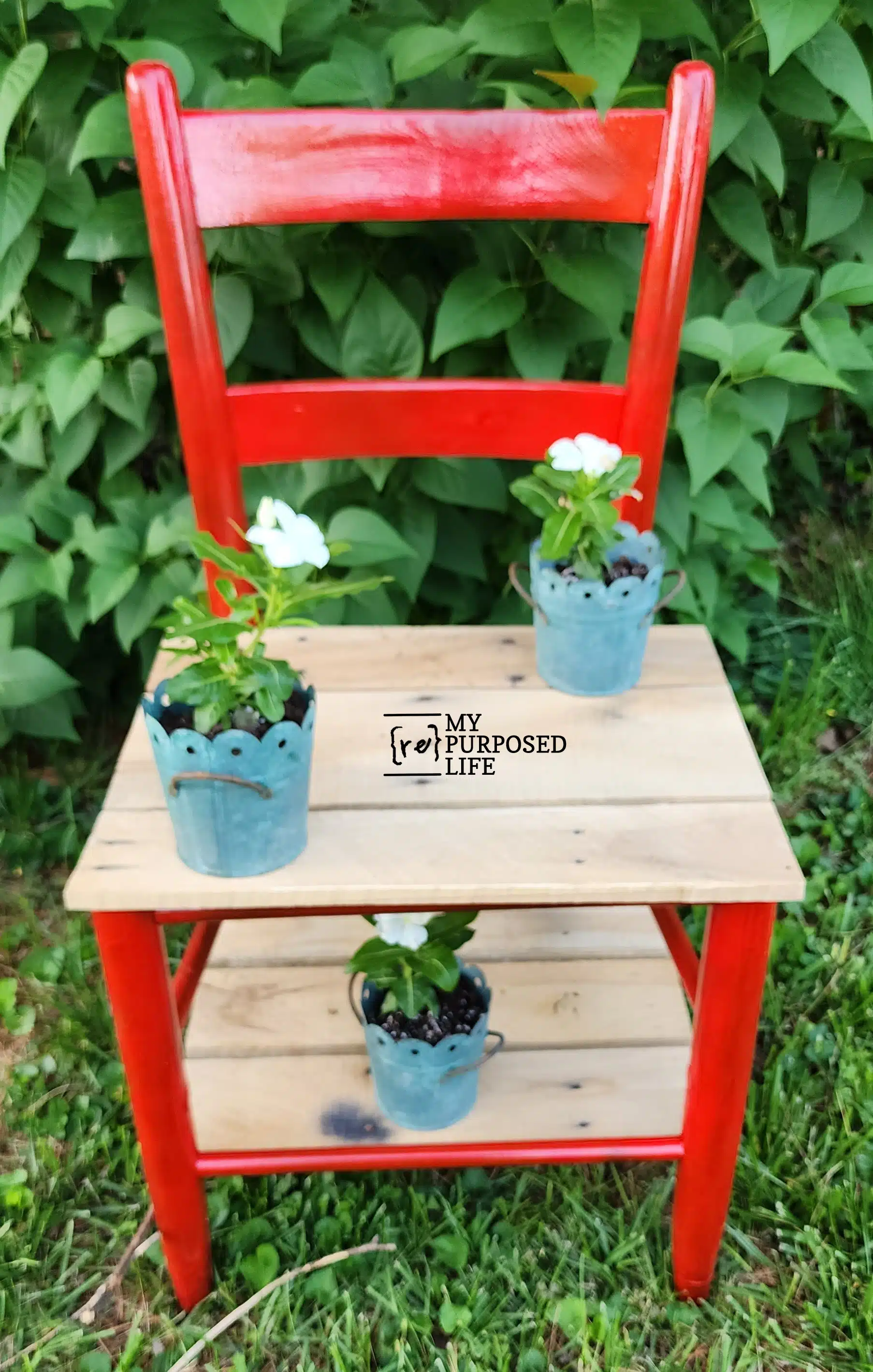 garden chair shelf