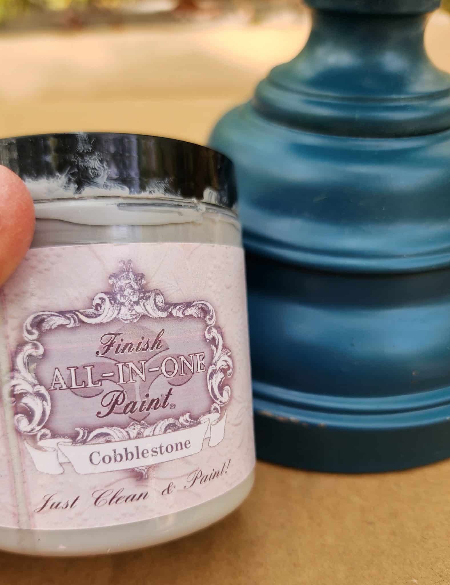 Painting a Thrift Store Lamp - My Repurposed Life®