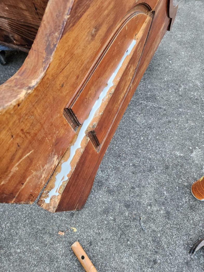 gorilla wood glue on cracked wood