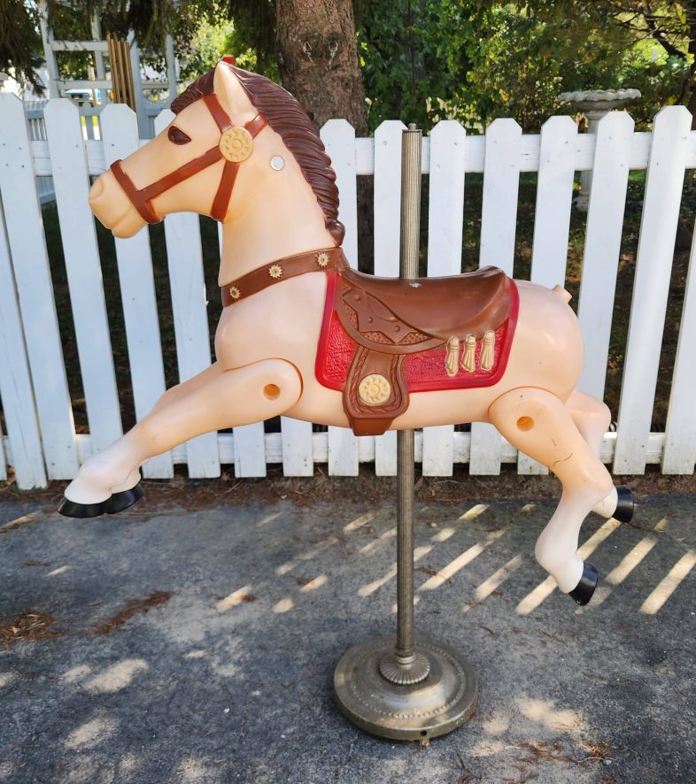 making-a-carousel-horse