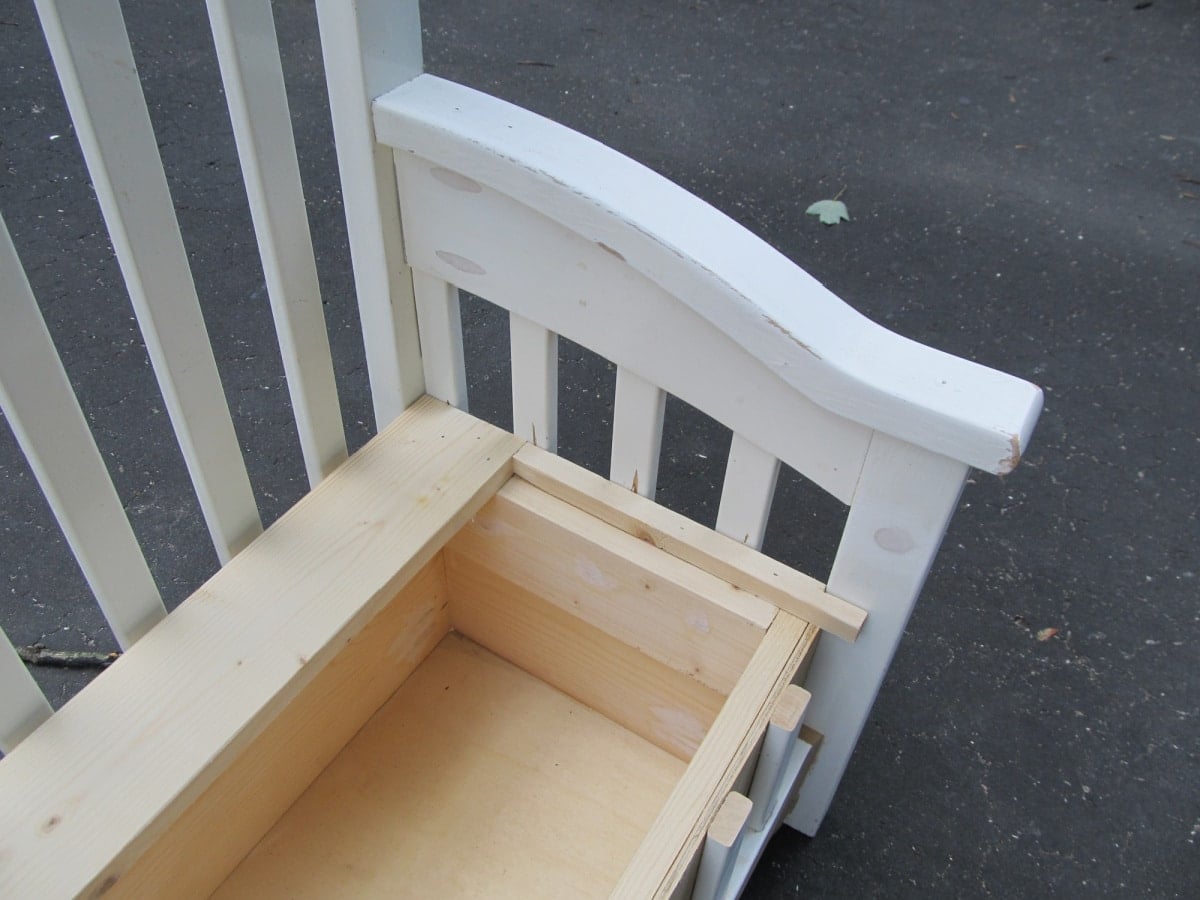 add 1x4 for lid to rest on