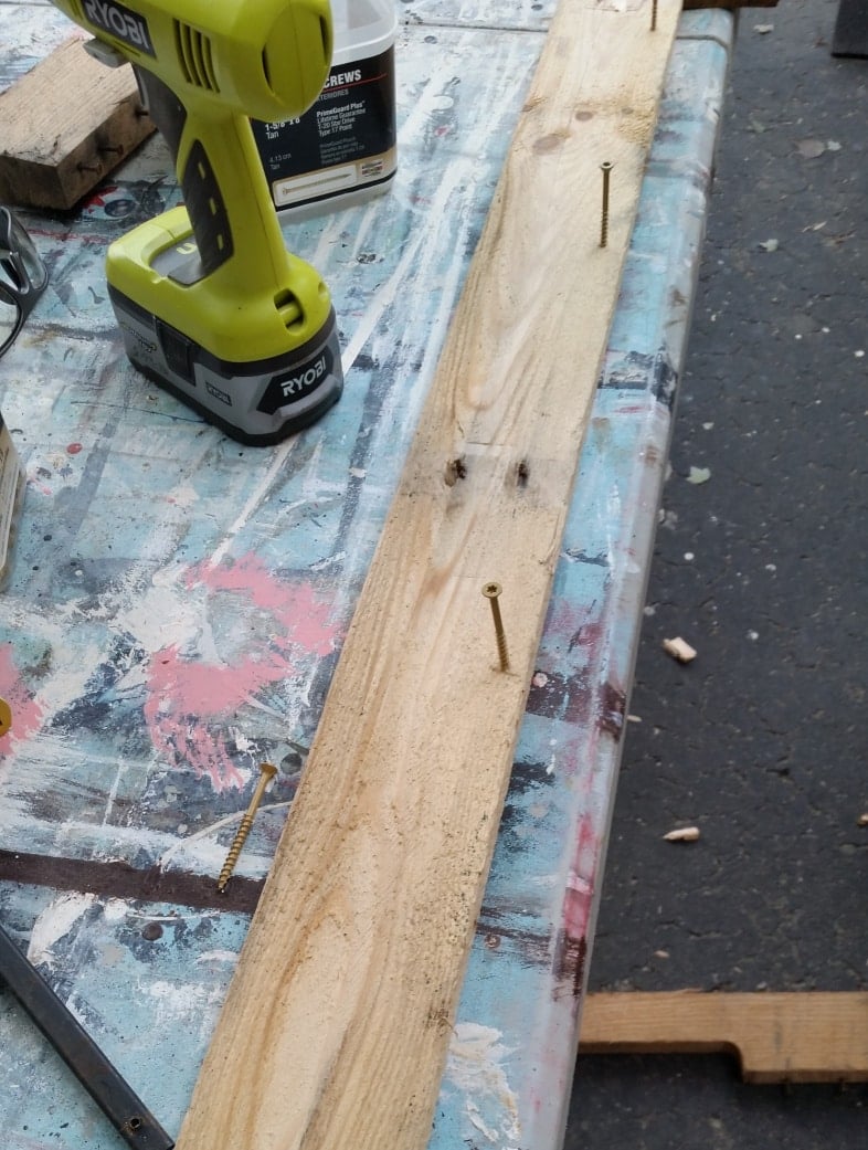 back ledge pallet potting table
