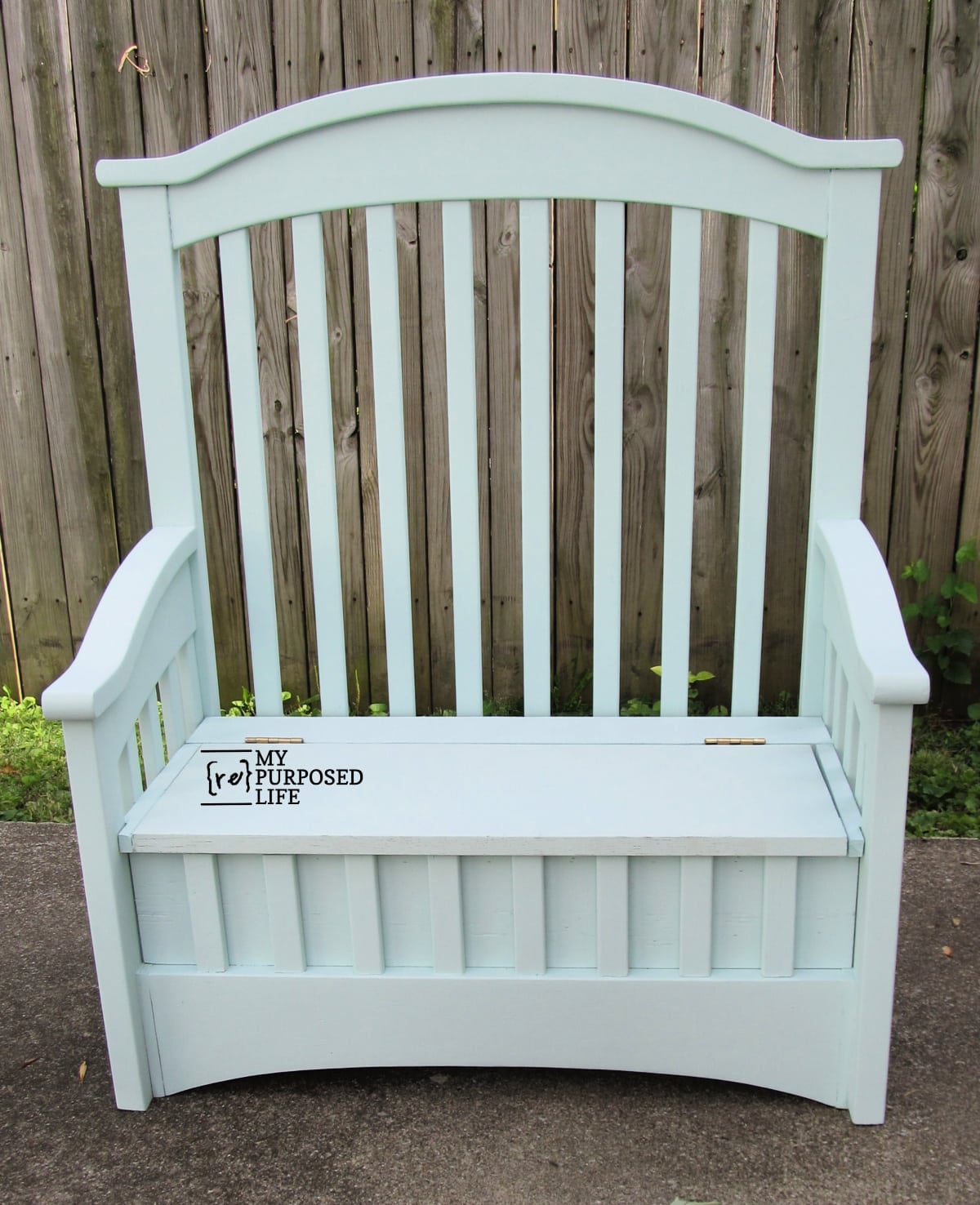 make a toy box bench out of a crib MyRepurposedLife