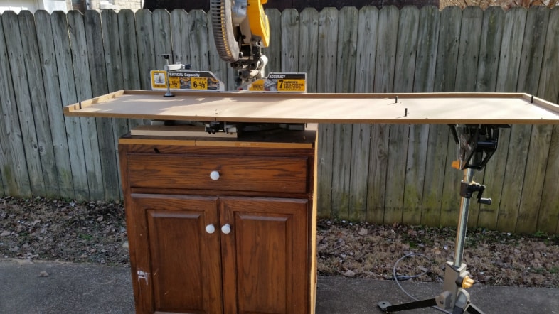 cut dresser top on miter saw