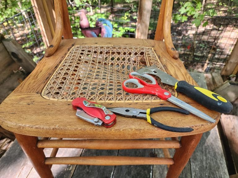 dismantling a cane seat