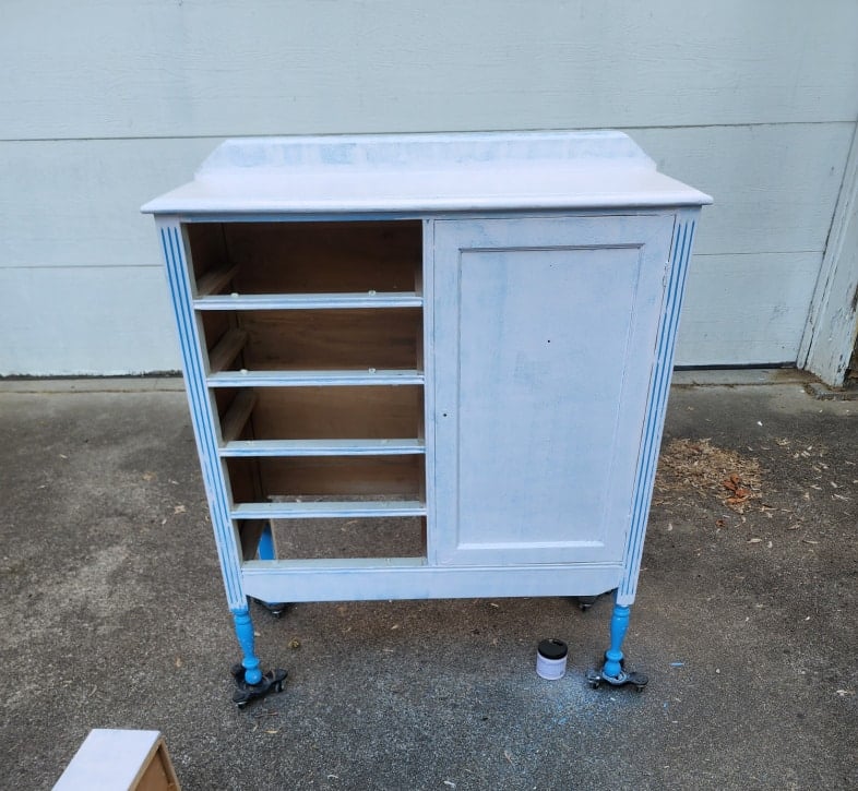after first coat of pink paint