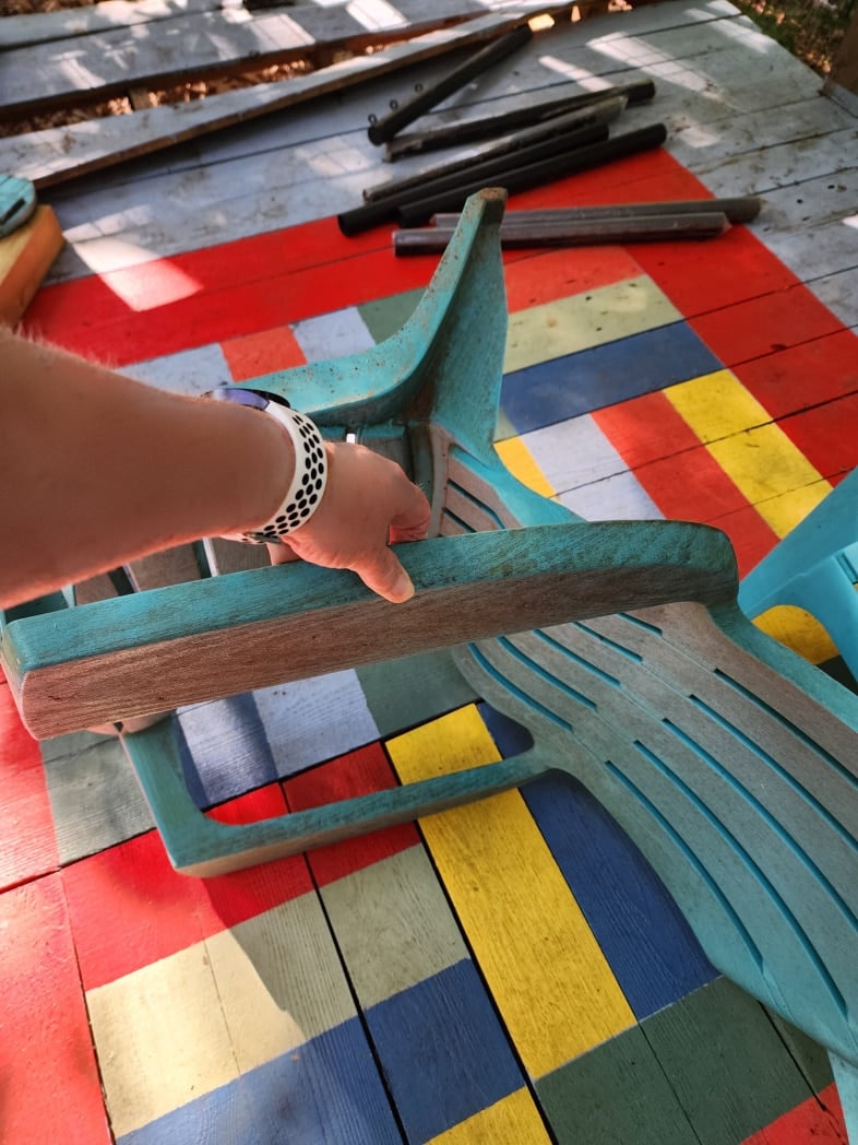 how to carry adirondack chairs