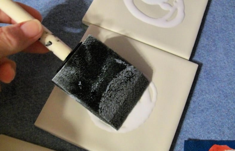 spread blue or mod podge