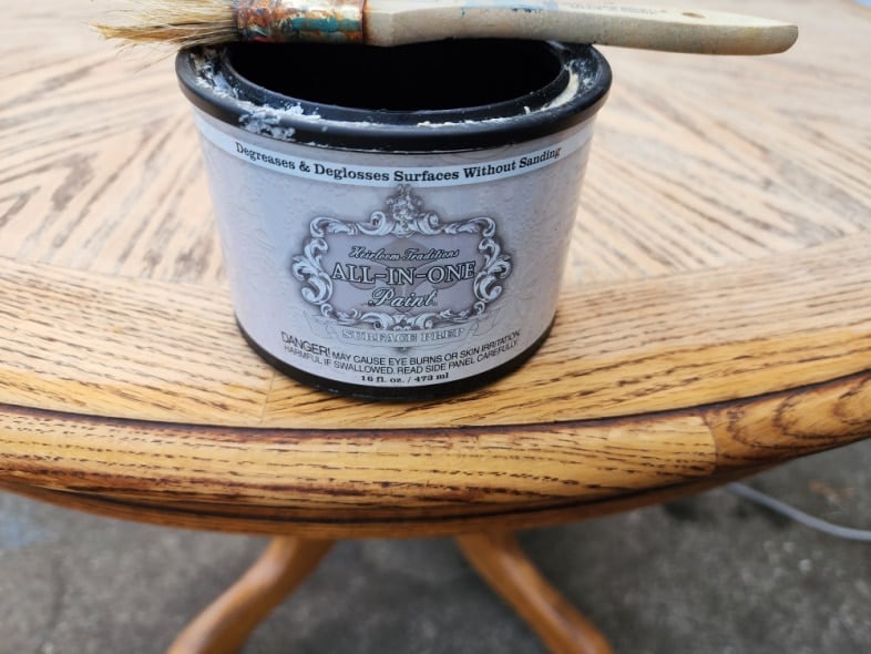 surface prep cleans edge of table