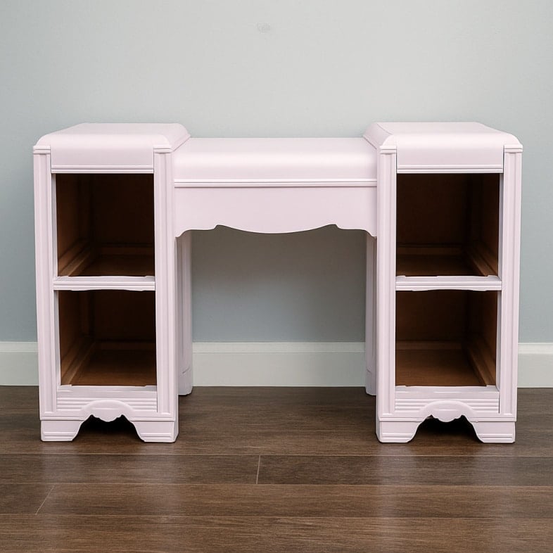 pretty pink desk without drawers