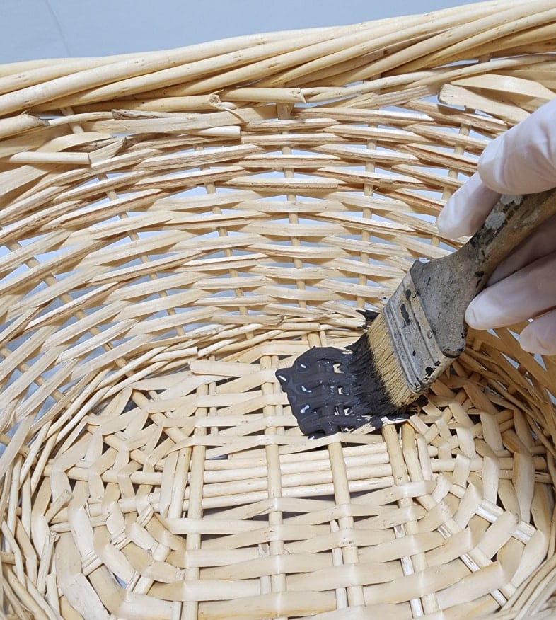 painting wicker basket a dark color