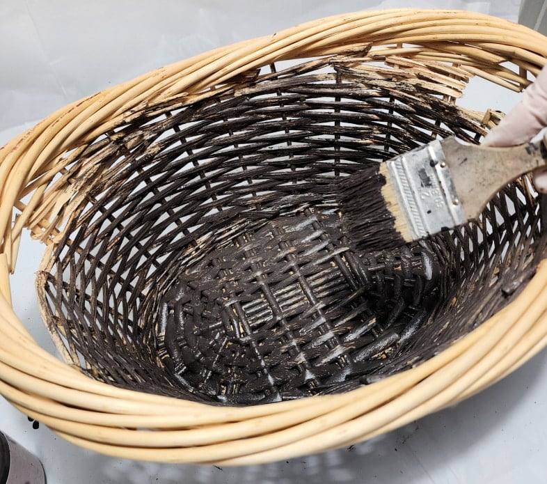 painting wicker basket a dark color