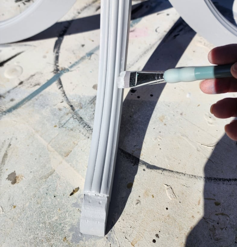  paint details with small brush