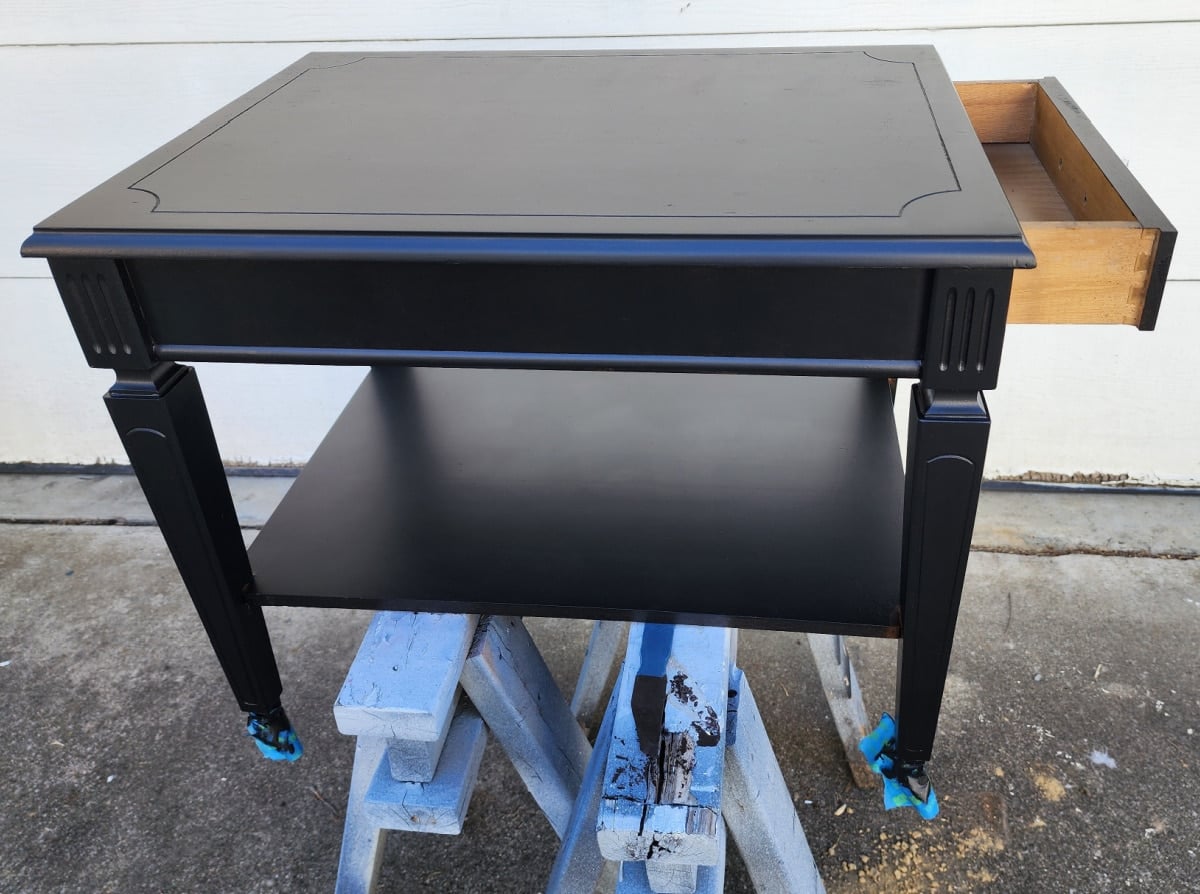 painting a vintage end table black