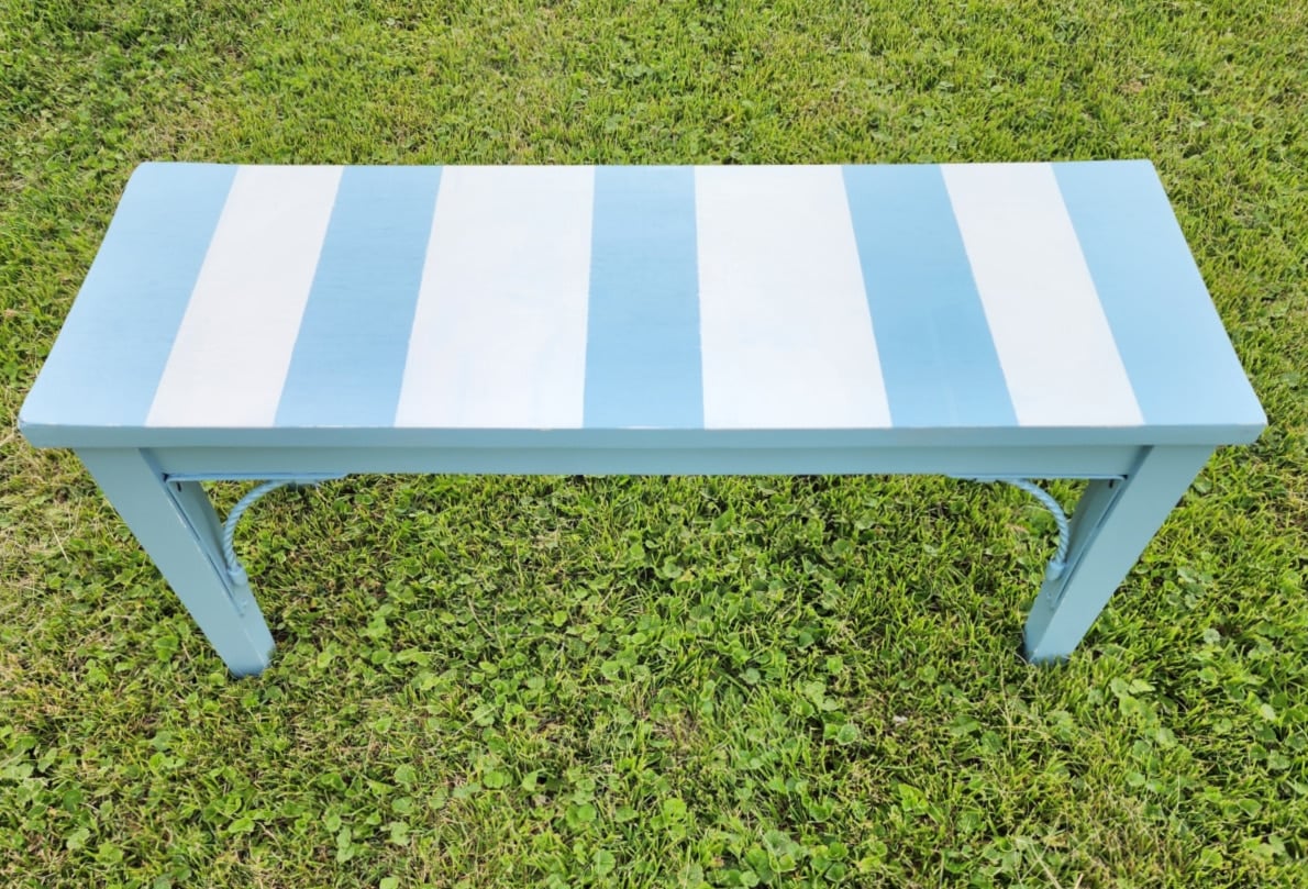 bench makeover with stripes