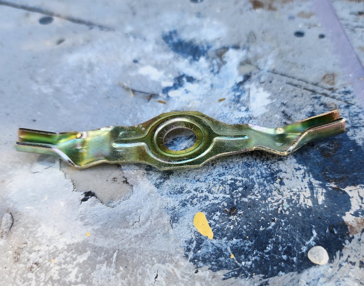 flatten the harp holder