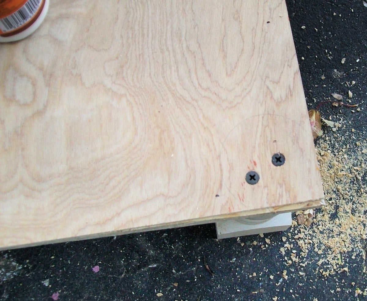 add legs to make kitchen island
