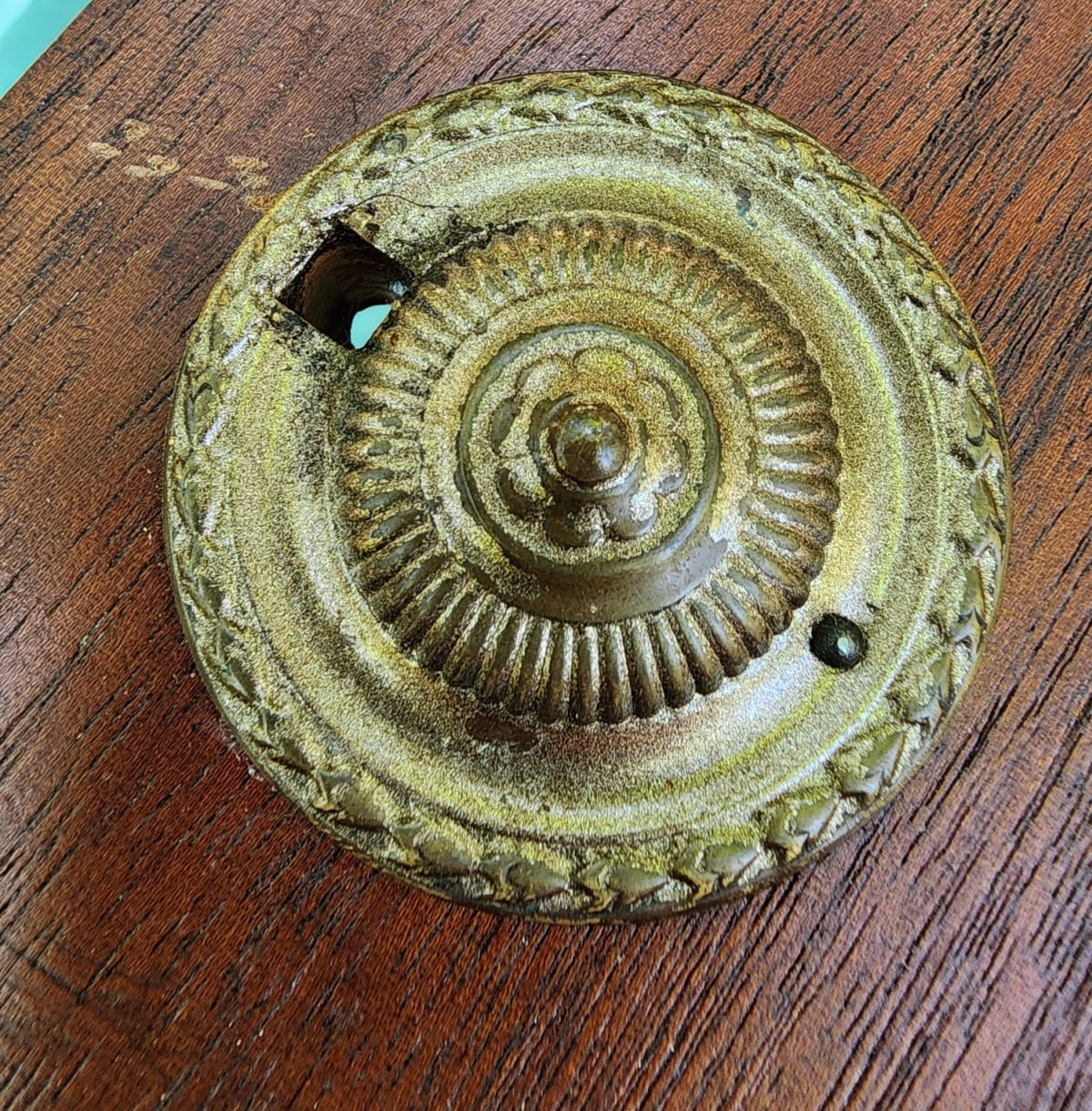 escutcheon