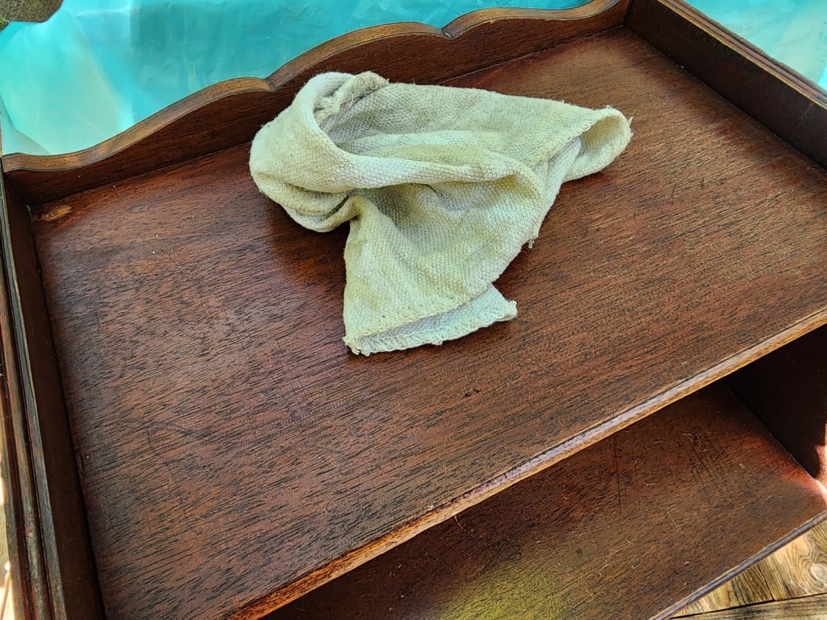  wipe surface prep cleaner with a rag