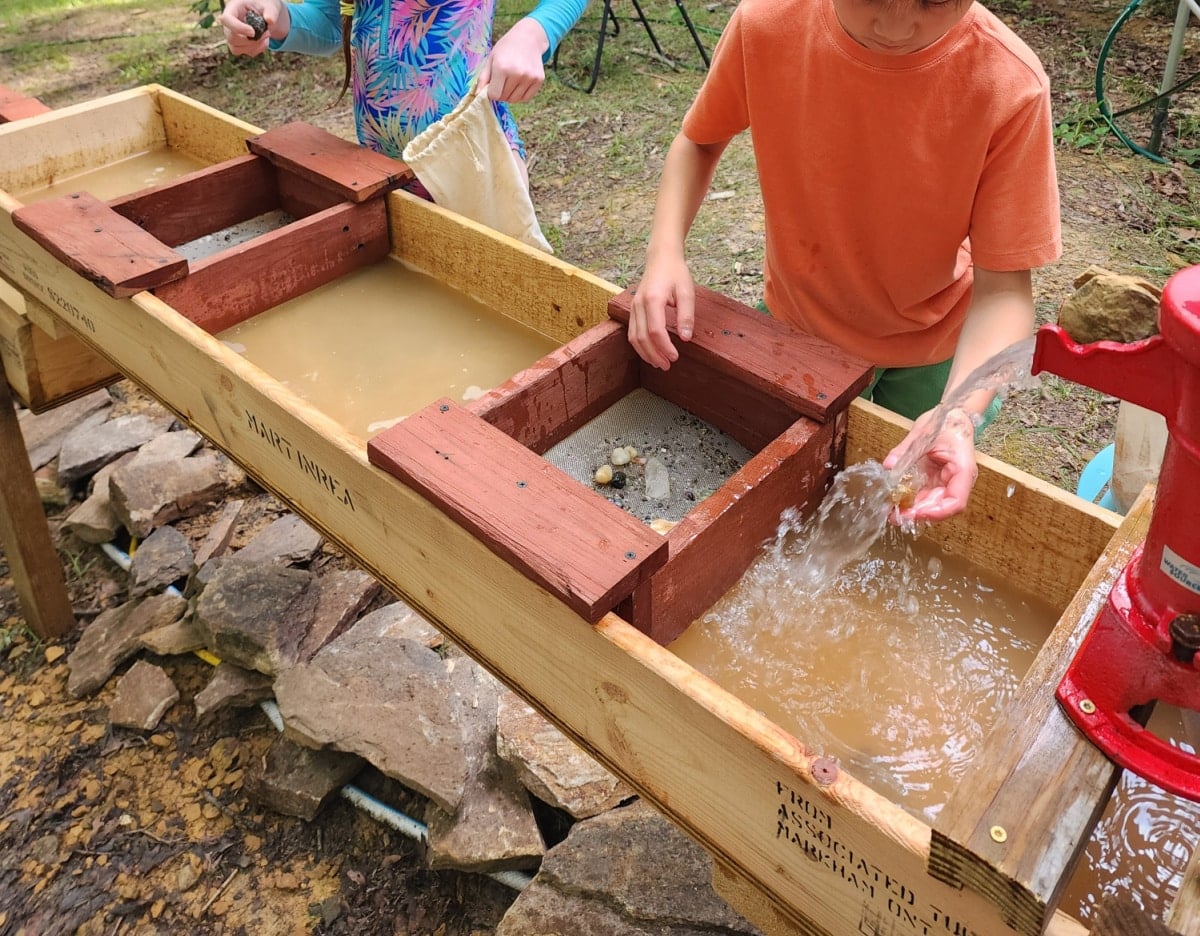 hand well pump diy mining sluice